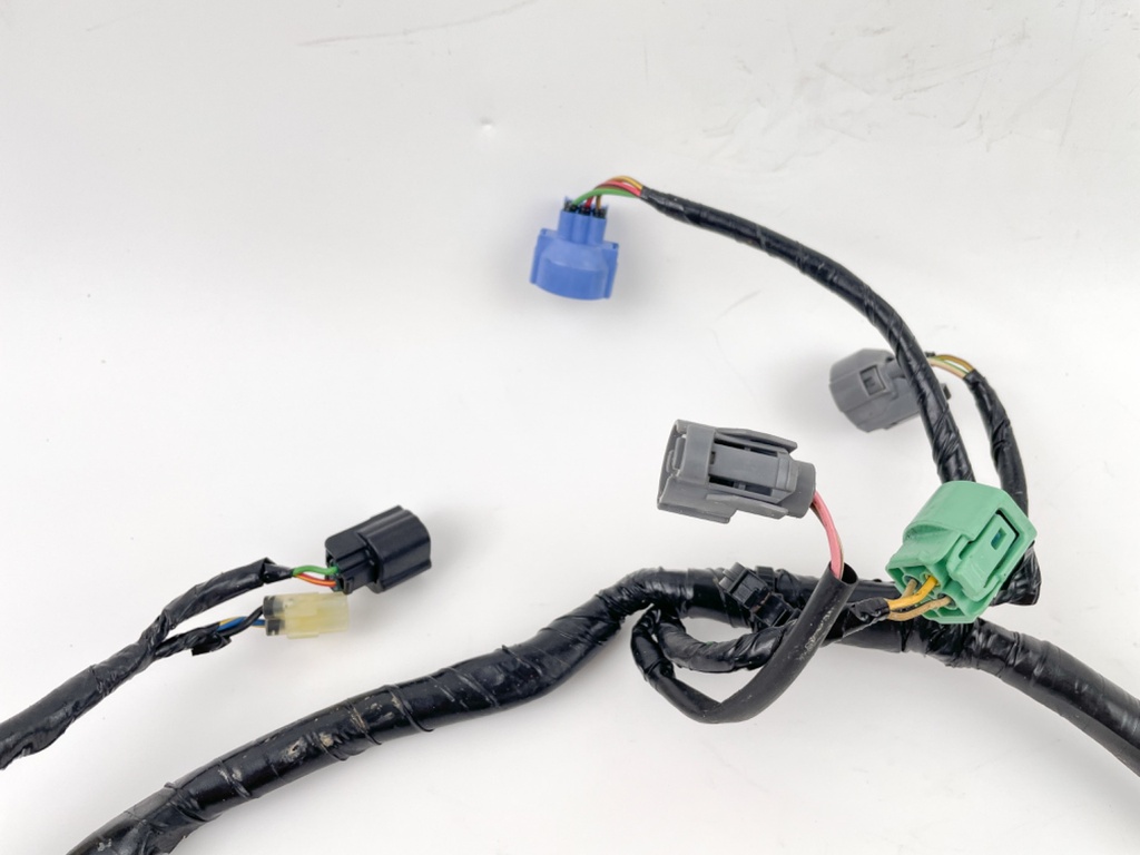 2004 Honda 130 HP 4 Stroke Outboard Engine Wire Harness 32520-ZW5-000 OEM