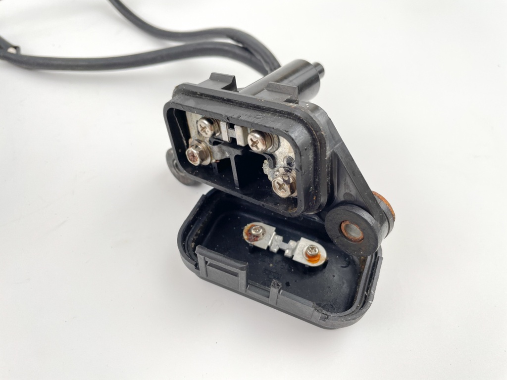 2004 Honda 130 HP 4 Stroke Outboard Engine Wire Harness 32520-ZW5-000 OEM