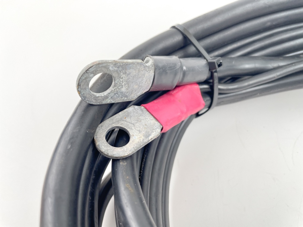 2007 Honda 225 HP 4 Stroke Outboard Battery Cables 32410-ZY3-A02 OEM