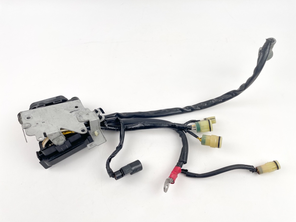 2007 Honda 225 HP 4 Stroke Outboard Fuse Box 32415-ZY3-A00 OEM