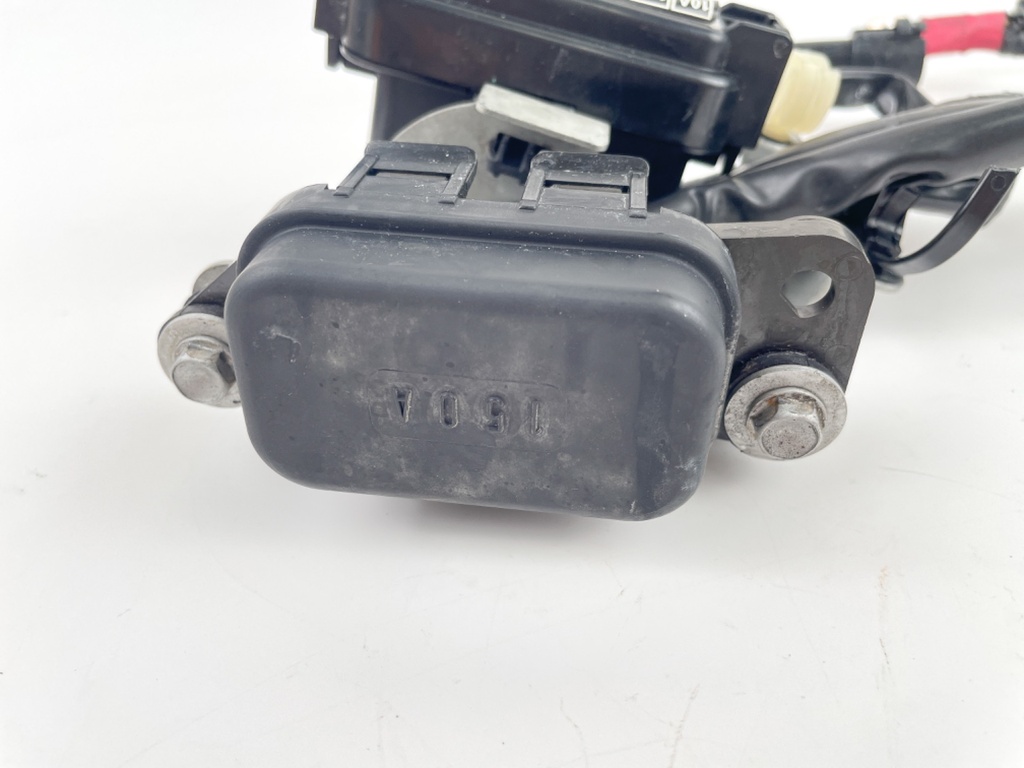 2007 Honda 225 HP 4 Stroke Outboard Fuse Box 32415-ZY3-A00 OEM