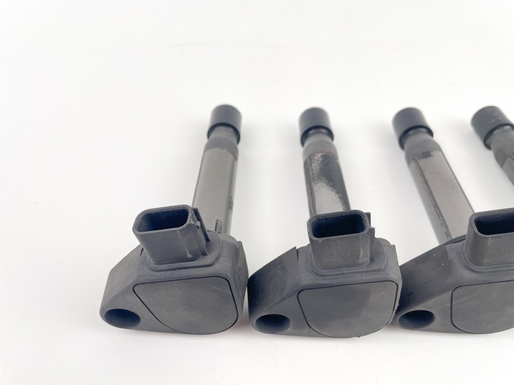 2007 Honda 225 HP 4 Stroke Outboard Ignition Coil Set 30520-ZY3-003 OEM