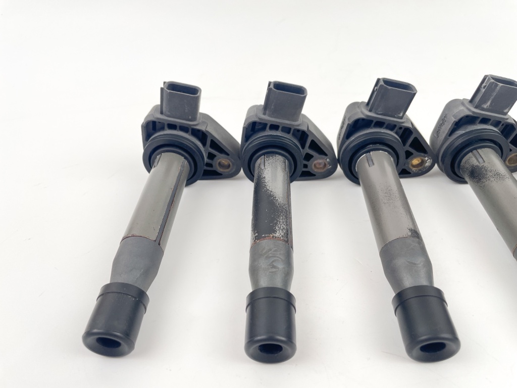 2007 Honda 225 HP 4 Stroke Outboard Ignition Coil Set 30520-ZY3-003 OEM