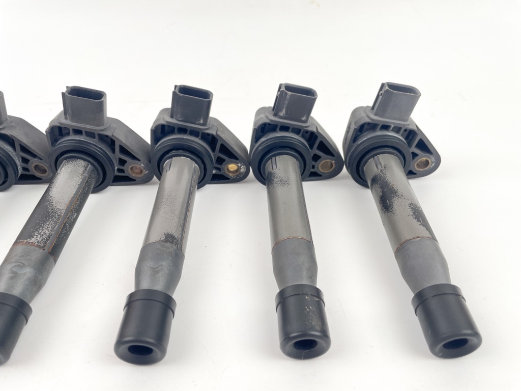 2007 Honda 225 HP 4 Stroke Outboard Ignition Coil Set 30520-ZY3-003 OEM