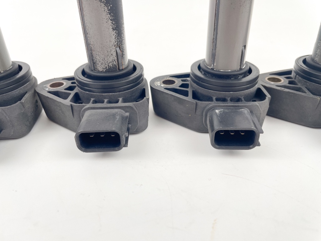 2007 Honda 225 HP 4 Stroke Outboard Ignition Coil Set 30520-ZY3-003 OEM