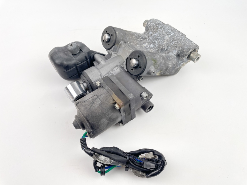 2002 + Honda 90 115 130 135 150 200 225 HP Outboard Power Trim Tilt Unit 56000-ZY3-063