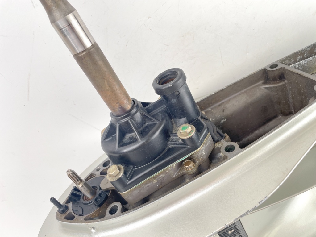 2006 + Honda BF 200 225 HP Outboard 25" XL Lower Unit Gear Case 41100-ZY3-C13ZA