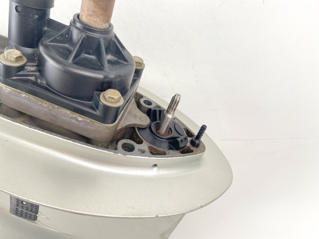 2006 + Honda BF 200 225 HP Outboard 25" XL Lower Unit Gear Case 41100-ZY3-C13ZA