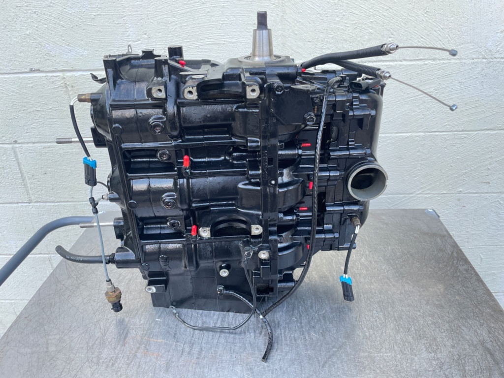 2006 Mercury 115 HP 2 Stroke Outboard Powerhead 891767A04 OEM