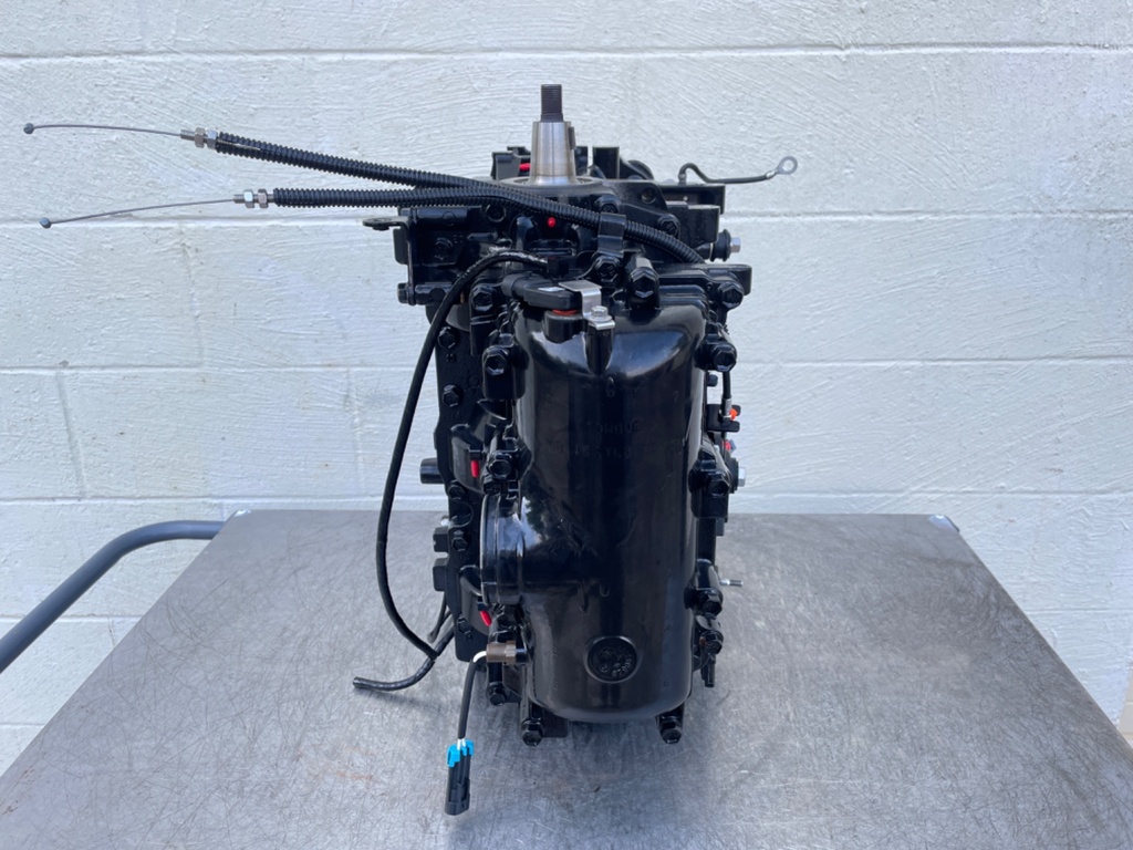 2006 Mercury 115 HP 2 Stroke Outboard Powerhead 891767A04 OEM