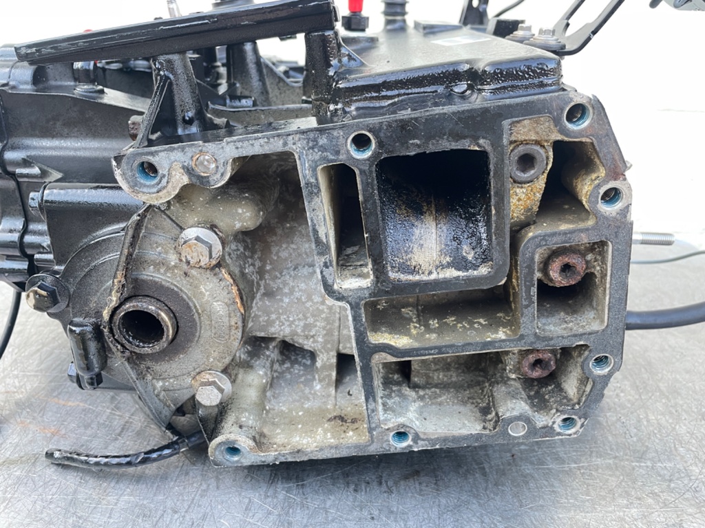 2006 Mercury 115 HP 2 Stroke Outboard Powerhead 891767A04 OEM