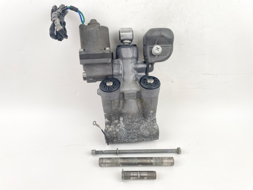2002 + Honda 90 115 130 135 150 200 225 HP Outboard Power Trim Tilt Unit