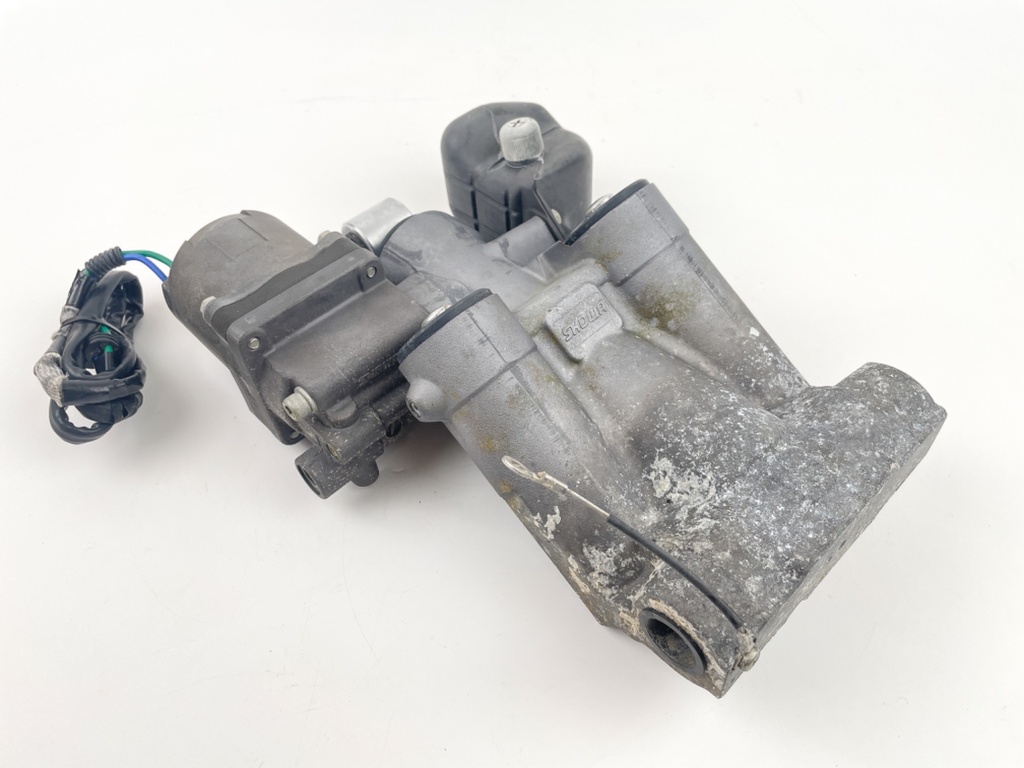 2002 + Honda 90 115 130 135 150 200 225 HP Outboard Power Trim Tilt Unit