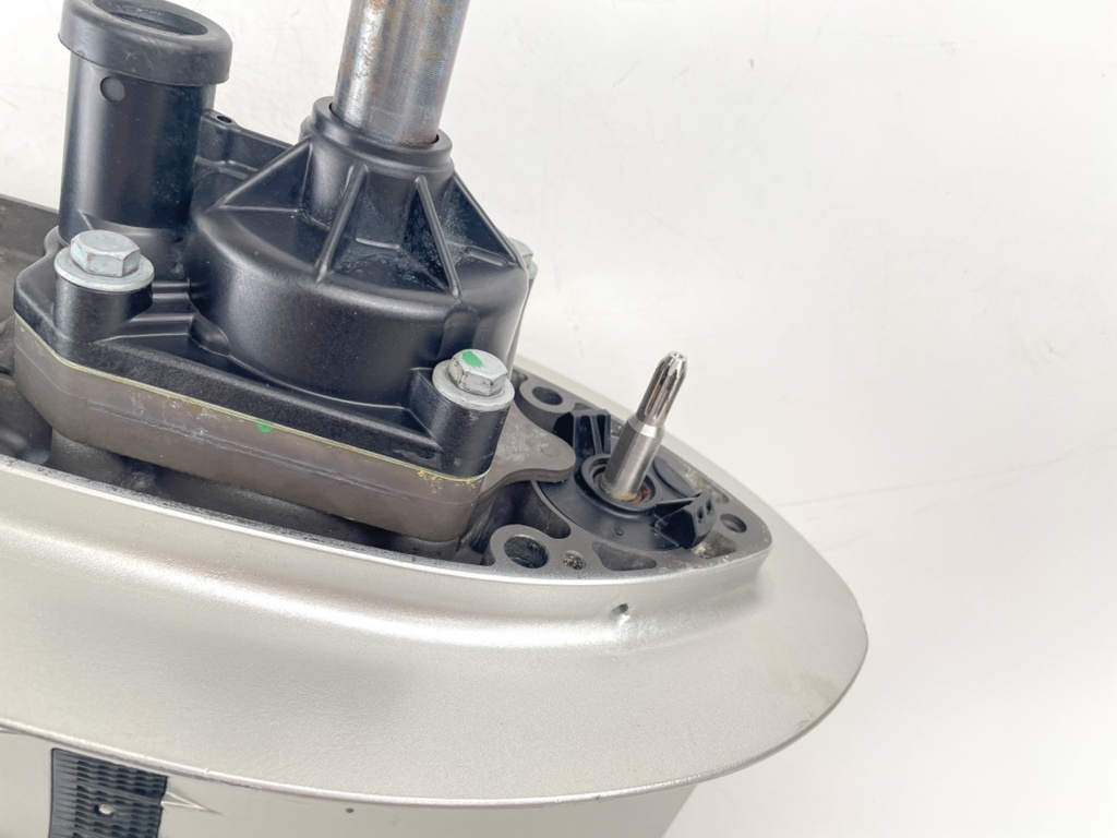 2006 + Honda BF 200 225 HP Outboard 25" XL Lower Unit 41100-ZY3-E03ZA Counter