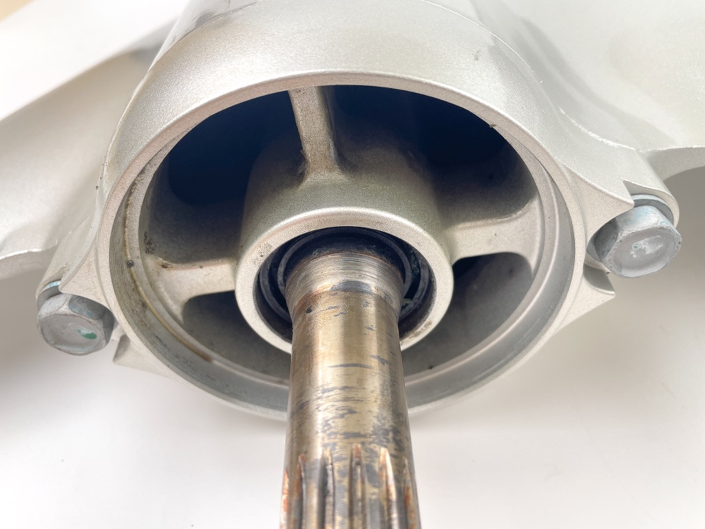 2006 + Honda BF 200 225 HP Outboard 25" XL Lower Unit 41100-ZY3-E03ZA Counter