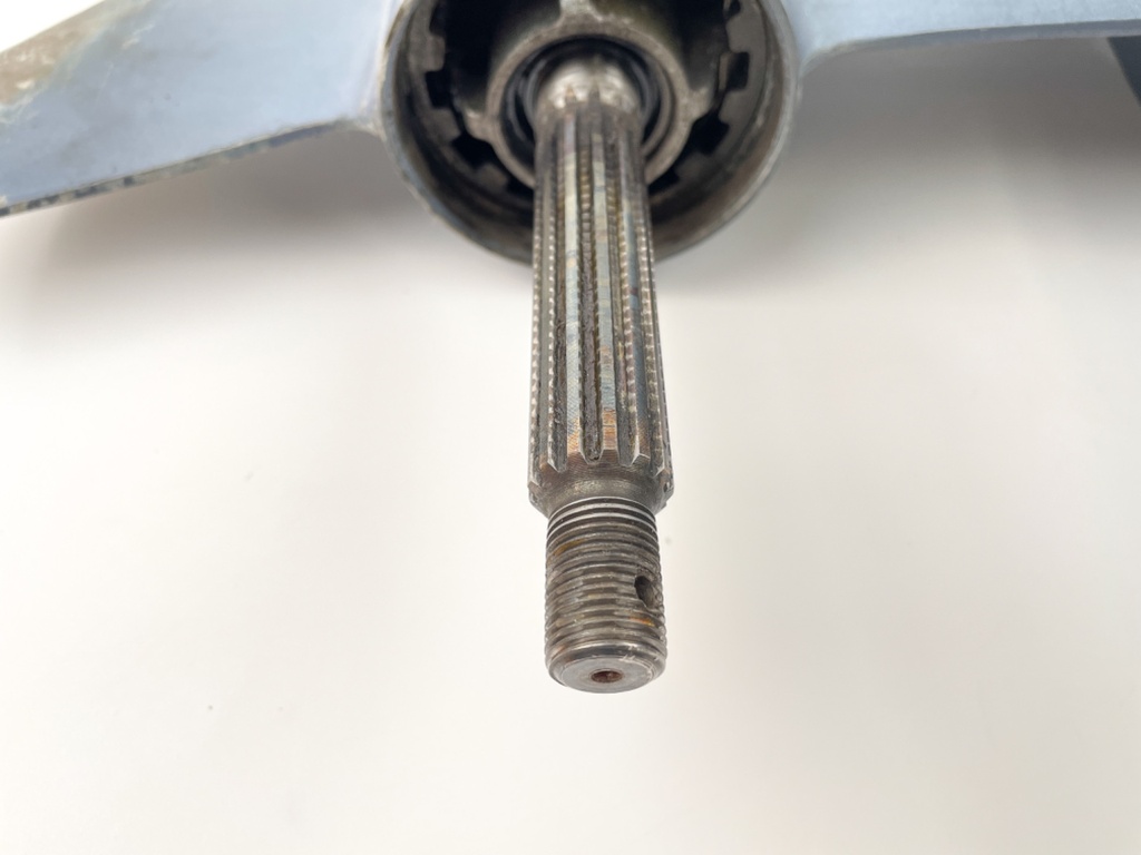 84-94 Yamaha 40 HP 2 Stroke Outboard Long Lower Unit Gear Case 6H4-45300-12-EK