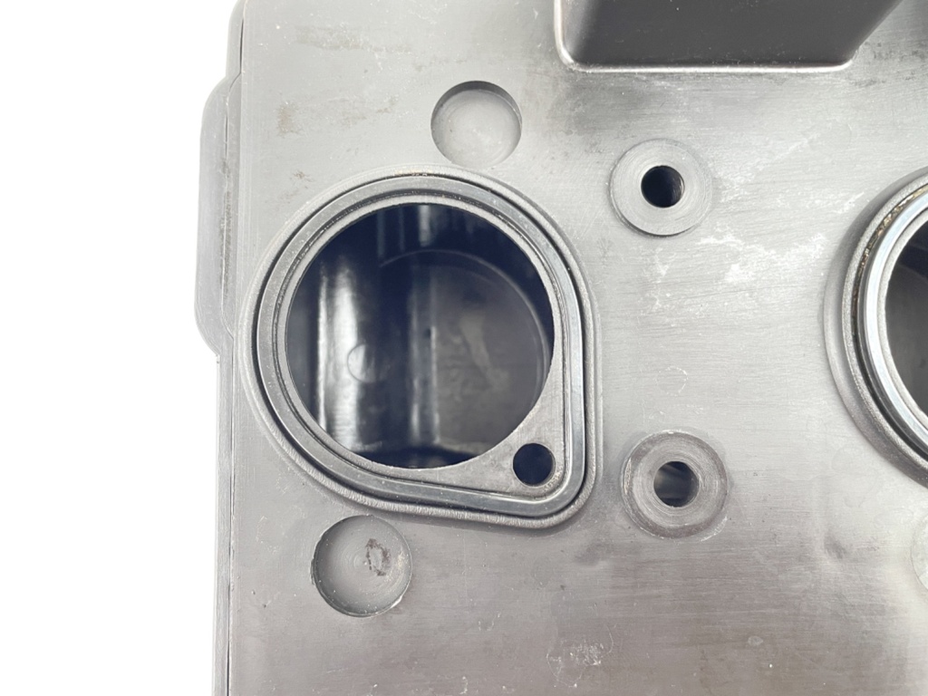 1986 Yamaha 40 HP 2 Stroke Outboard Intake Air Silencer Assembly 6H4-14431-01-00 OEM