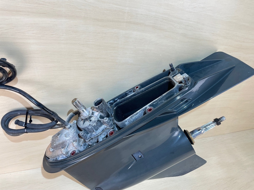 Evinrude Etec G2 3.4L Lower Unit Gear Case - 5011652 5009662