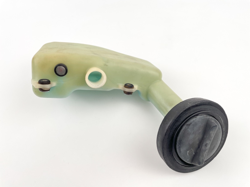 1986 Yamaha 40 HP 2 Stroke Outboard Oil Tank 6H4-21707-01-00 OEM