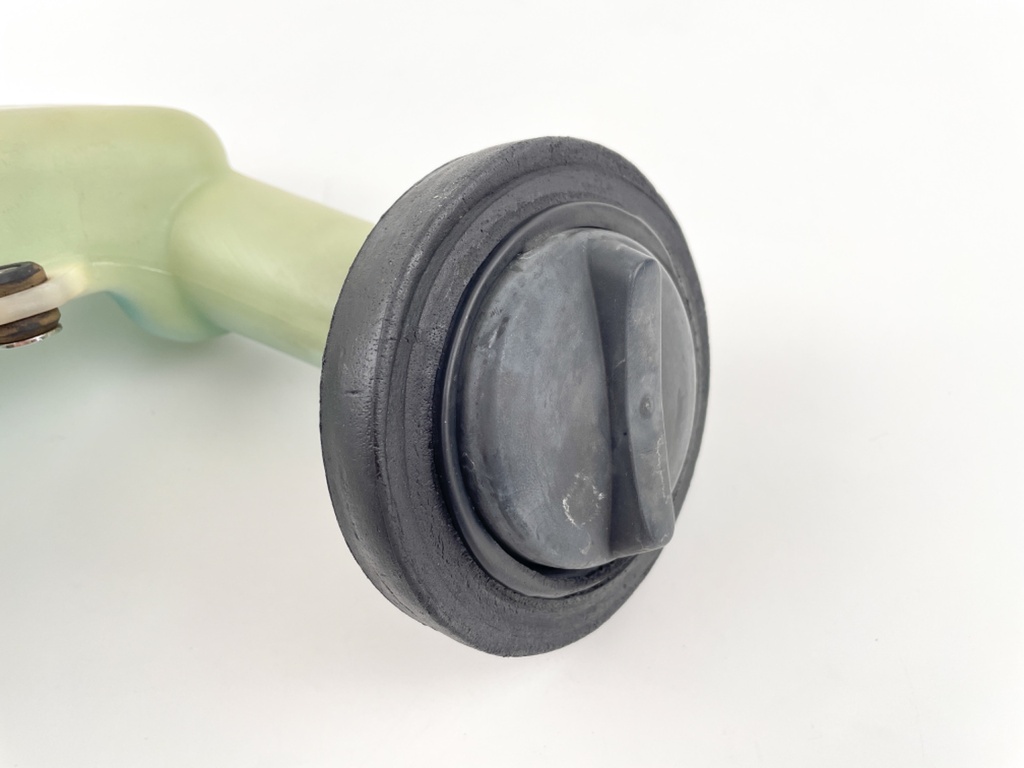 1986 Yamaha 40 HP 2 Stroke Outboard Oil Tank 6H4-21707-01-00 OEM