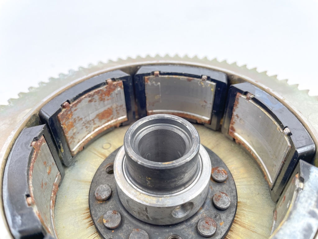 1986 Yamaha 40 HP 2 Stroke Outboard Flywheel Rotor 6H4-85550-A0-00 OEM