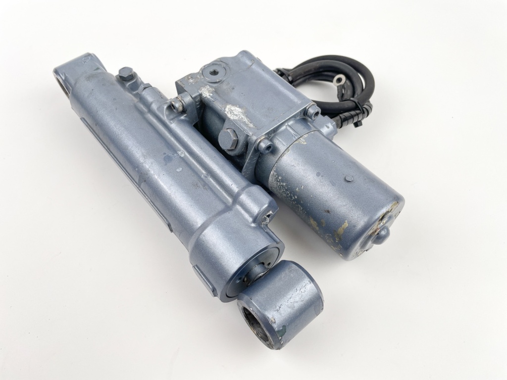 1986-1996Yamaha 40 50 HP 2 Stroke Outboard Power Trim Tilt Unit 6H5-43840-04-EK
