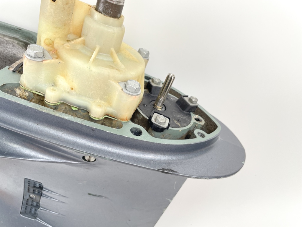 Yamaha 150 175 200 2.6L Outboard 2 Stroke XL Lower Unit Gear Case HPDI OX66 Carb