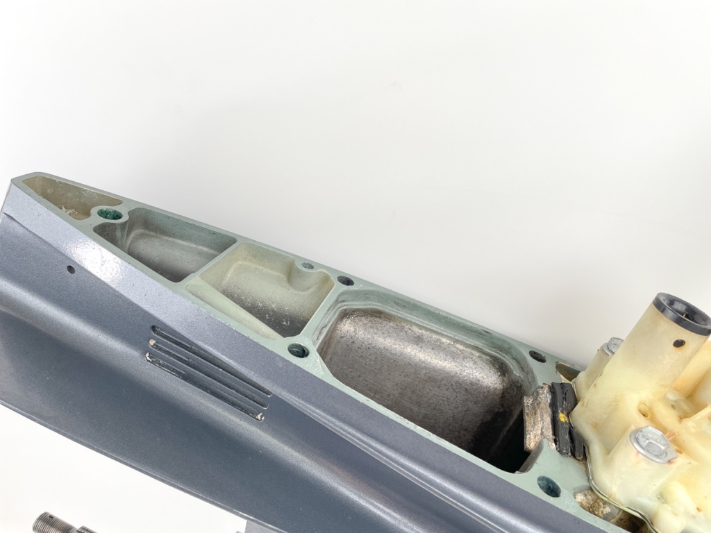 Yamaha 150 175 200 2.6L Outboard 2 Stroke XL Lower Unit Gear Case HPDI OX66 Carb