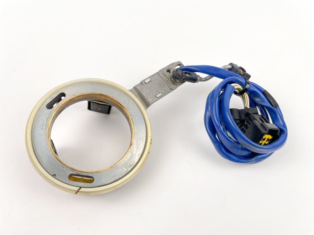 2002 Yamaha 150 HP 2 Stroke Outboard Coil Pulser 64D-85580-00-00 OEM