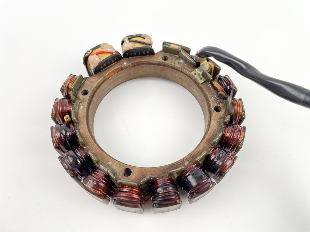 2002 Yamaha 150 HP 2 Stroke Outboard Stator Assembly 6R3-85510-00-00 OEM