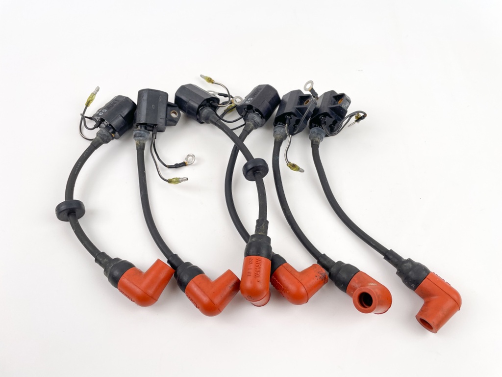 2002 Yamaha 150 HP 2 Stroke Outboard Ignition Coil Set 6R3-85570-01-00 OEM