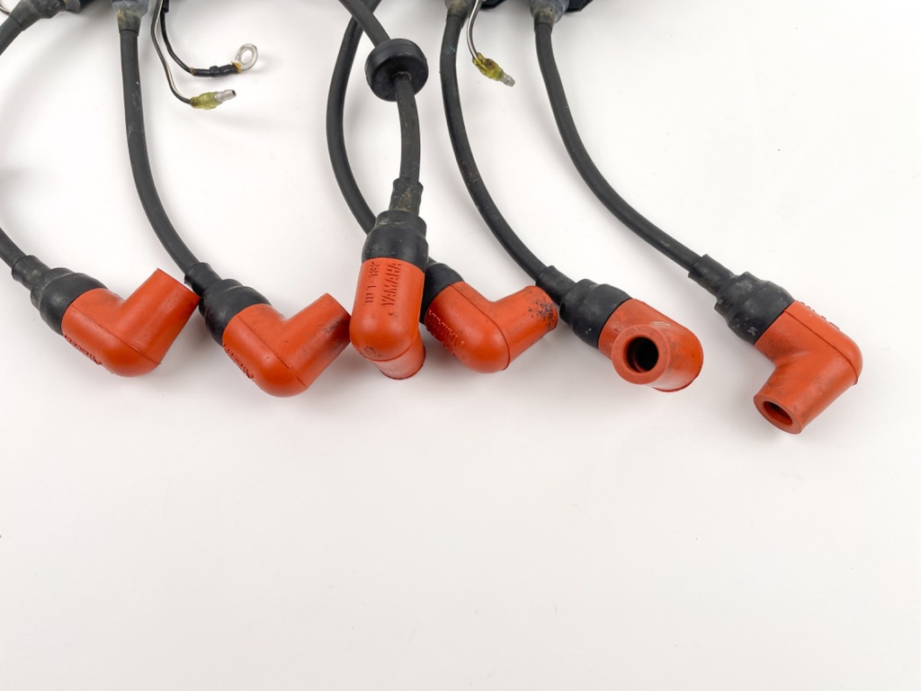 2002 Yamaha 150 HP 2 Stroke Outboard Ignition Coil Set 6R3-85570-01-00 OEM