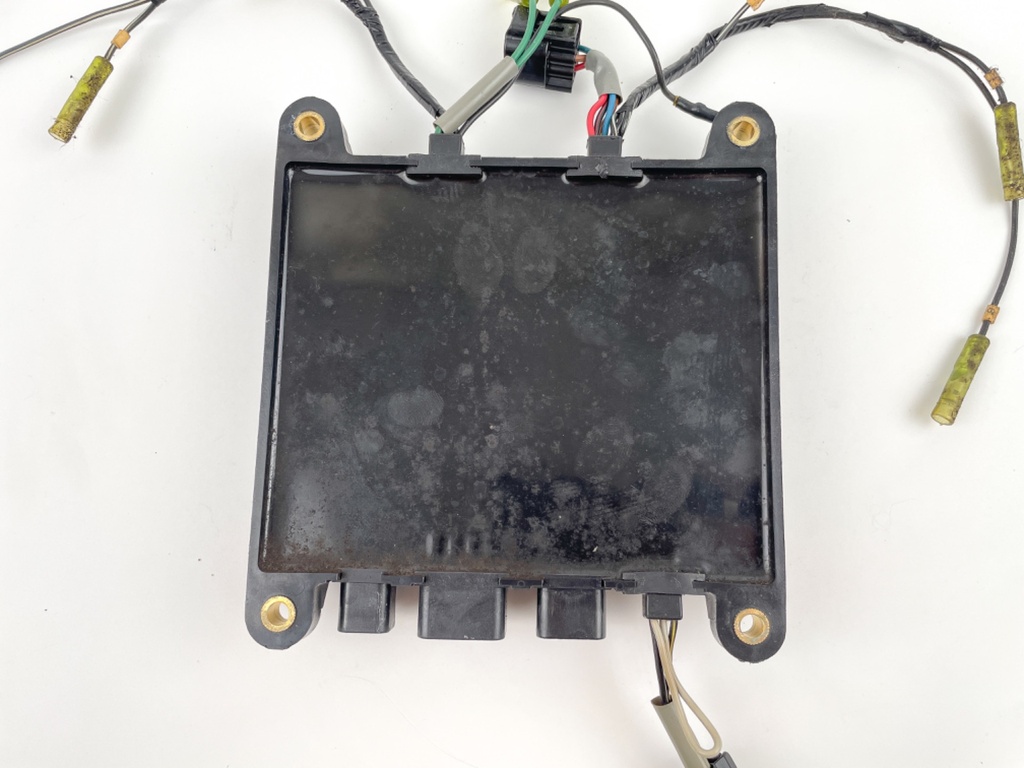 2002 Yamaha 150 HP 2 Stroke Outboard C.D.I CDI Assembly 64D-85540-01-00 OEM