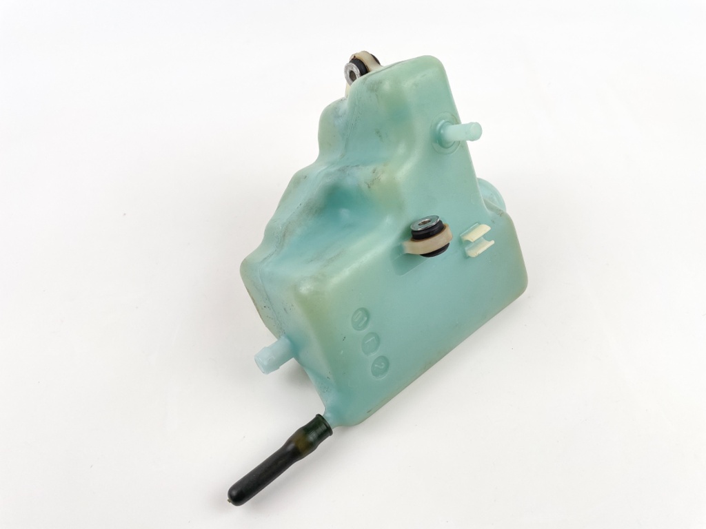 2002 Yamaha 150 HP 2 Stroke Outboard Oil Tank 6E5-21750-05-00 OEM