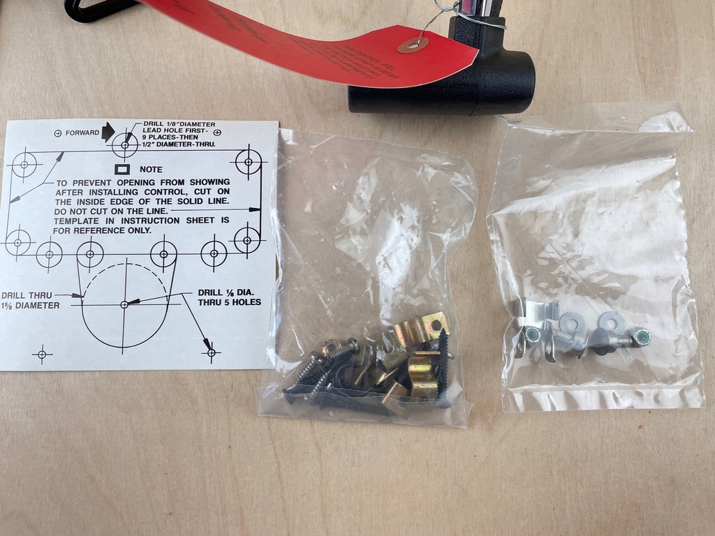 OMC Johnson Top Mount Controls Binnacle Red Plug No Trim / Tilt Brand New 174751