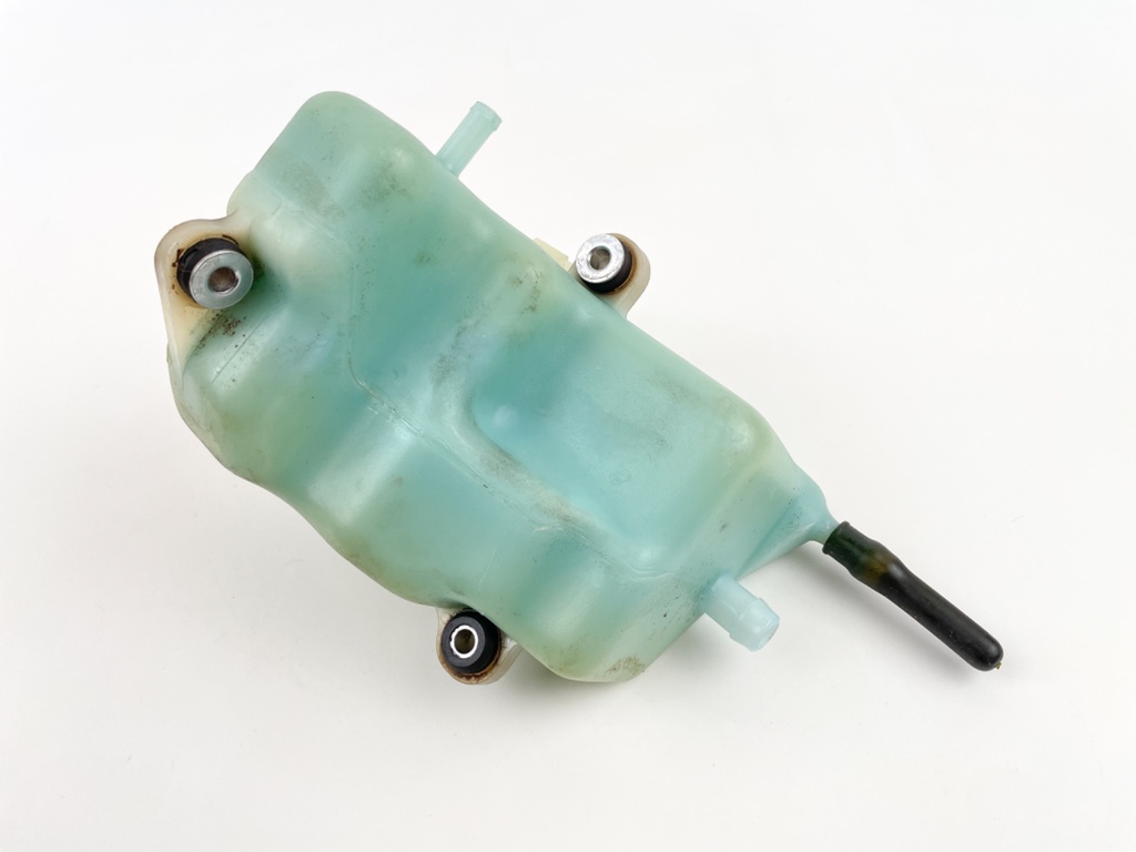 2002 Yamaha 150 HP 2 Stroke Outboard Oil Tank 6E5-21750-05-00 OEM