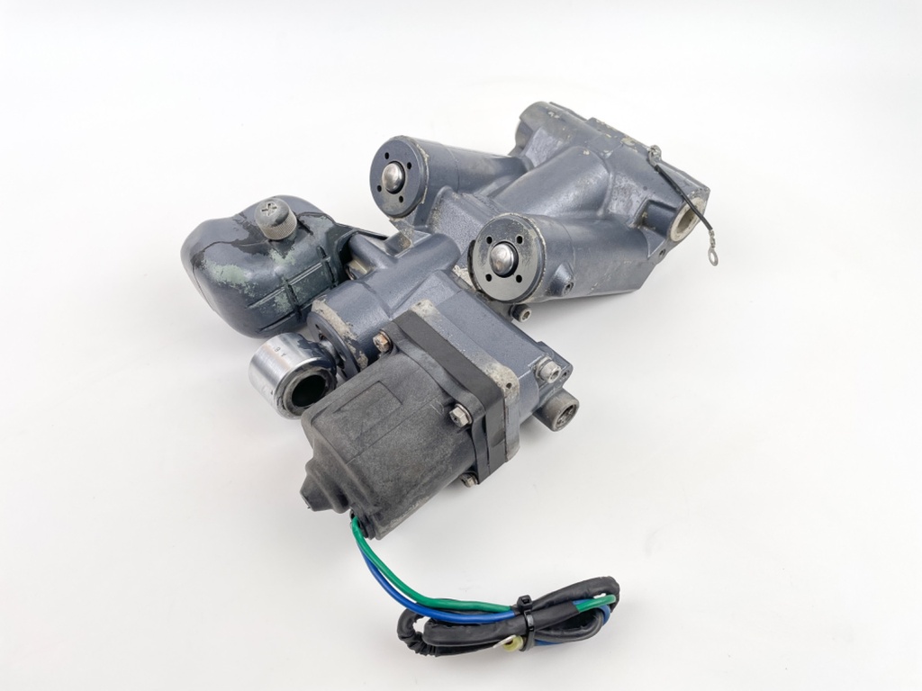 Yamaha 150HP Outboard Engine Power Trim & Tilt Unit Assembly 63P-43800-23-00