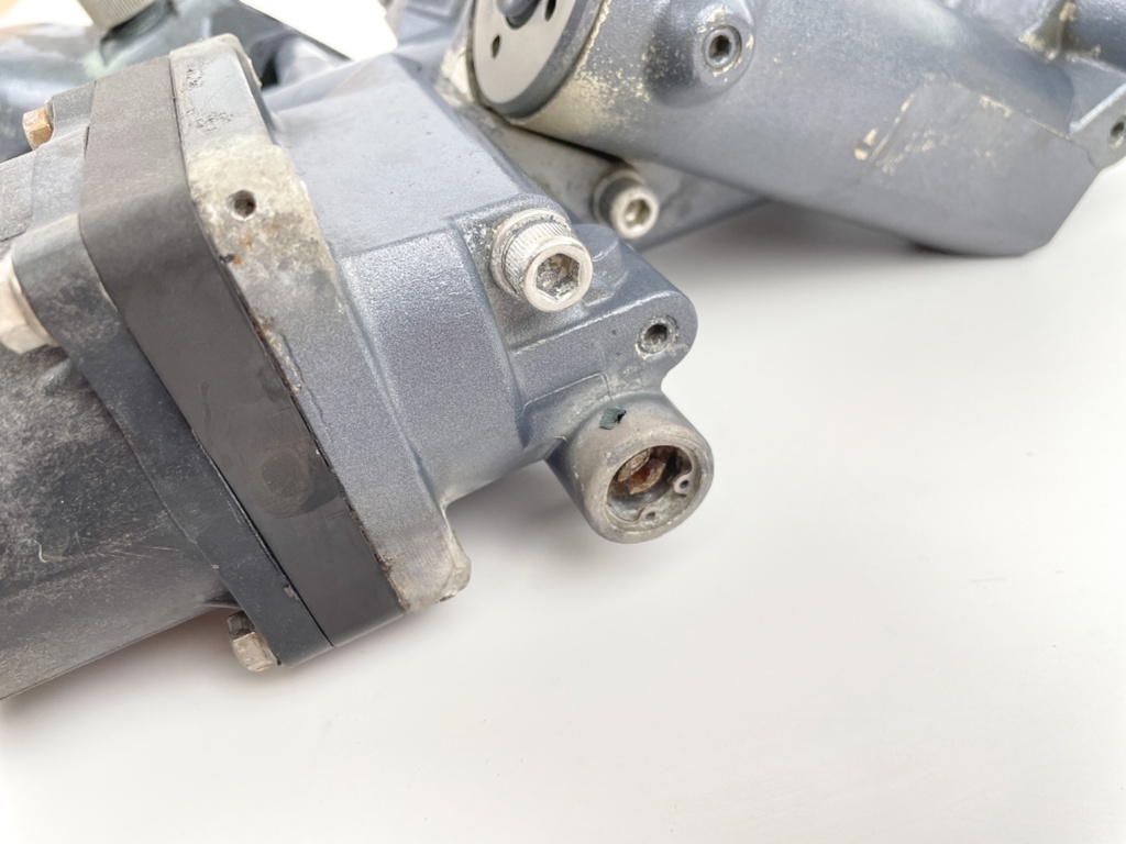 Yamaha 150HP Outboard Engine Power Trim & Tilt Unit Assembly 63P-43800-23-00