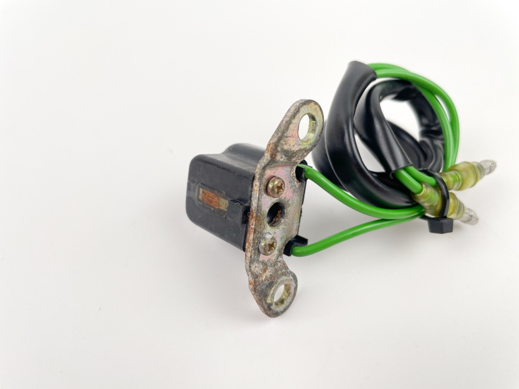 2002 Yamaha 150 HP 2 Stroke Outboard Crankshaft Position Sensor CPS 6R5-85895-01-00 OEM