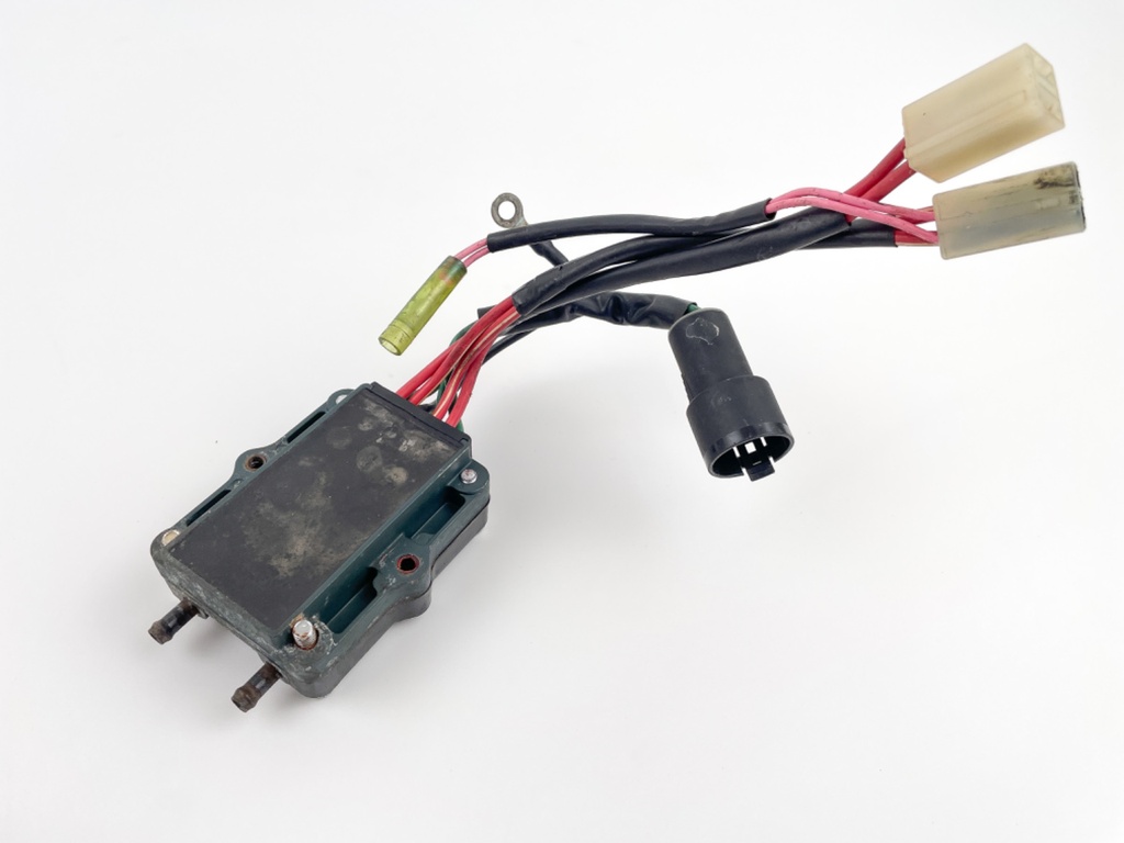 2000 Yamaha 250 HP 2 Stroke Outboard Rectifier & Regulator 61A-81960-01-00 OEM