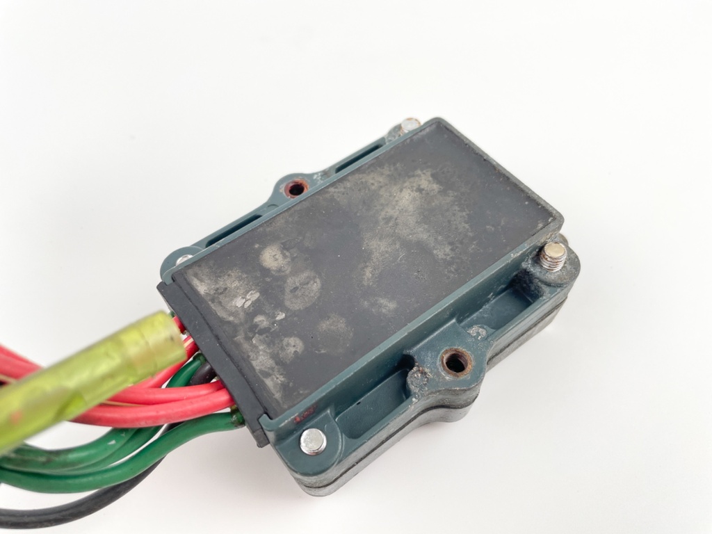 2000 Yamaha 250 HP 2 Stroke Outboard Rectifier & Regulator 61A-81960-01-00 OEM