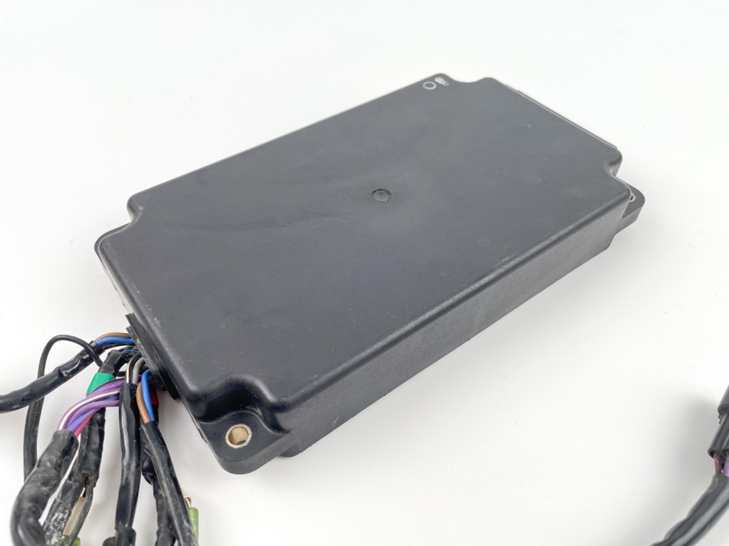 2000 Yamaha 250 HP 2 Stroke Outboard C.D.I CDI Assembly 65L-85540-01-00 OEM