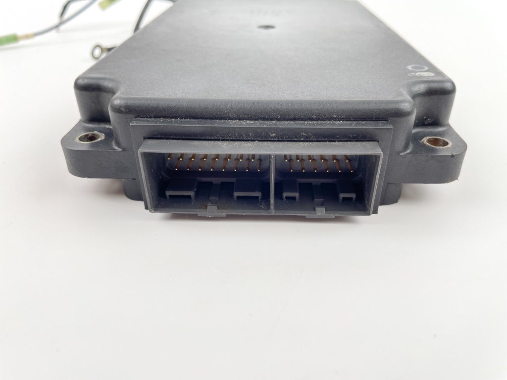 2000 Yamaha 250 HP 2 Stroke Outboard C.D.I CDI Assembly 65L-85540-01-00 OEM