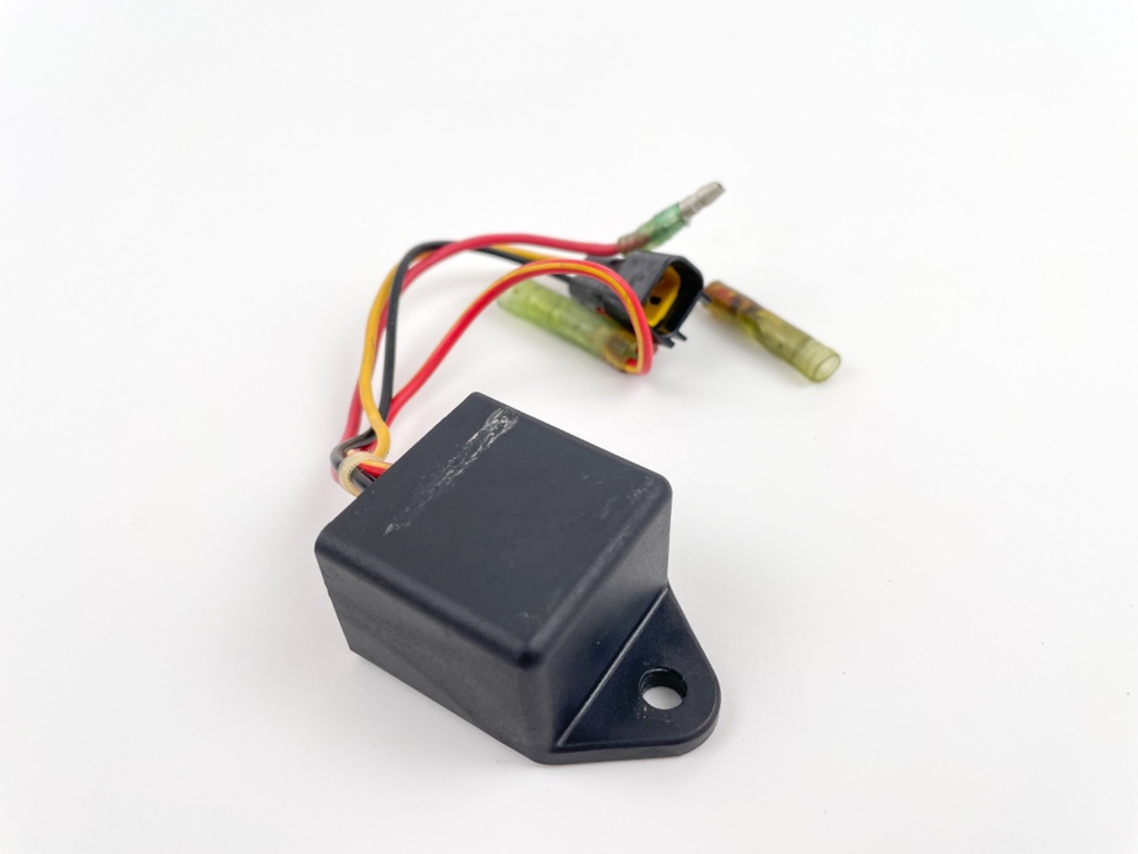 2000 Yamaha 250 HP 2 Stroke Outboard Relay Assembly 65L-81950-00-00 OEM