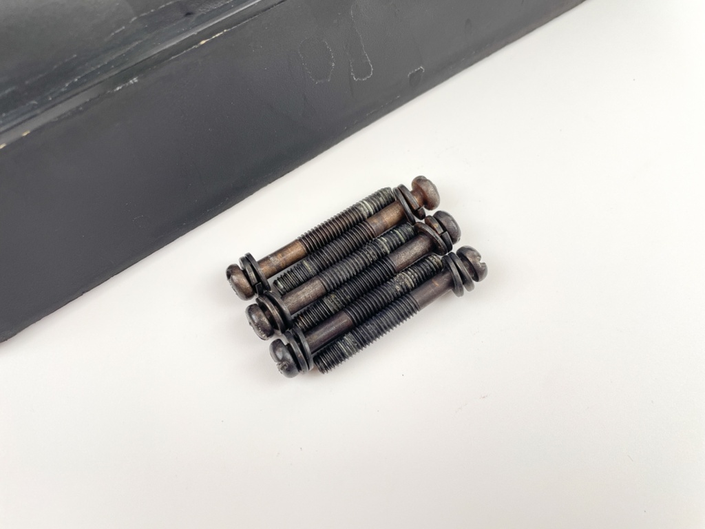 2000 Yamaha 250 HP 2 Stroke Outboard Intake Air Silencer Assembly 65L-14440-00-00 OEM