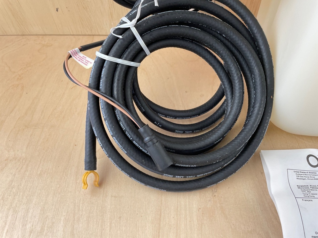 Johnson Evinrude OMC 176995 124658 1.8 Gallon Oil Tank Kit Assembly Brand New