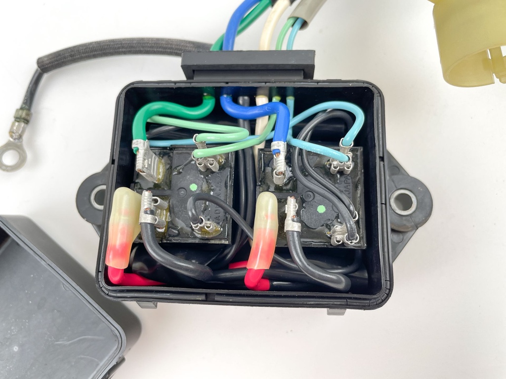 2003 Honda 200 HP 4 Stroke Outboard Trim Tilt Relay 38550-ZY3-003 OEM