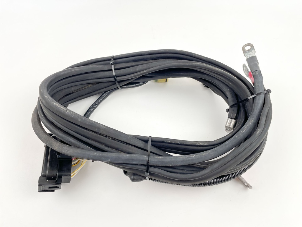 2003 Honda 200 HP 4 Stroke Outboard Battery Cables 32410-ZY3-010 OEM