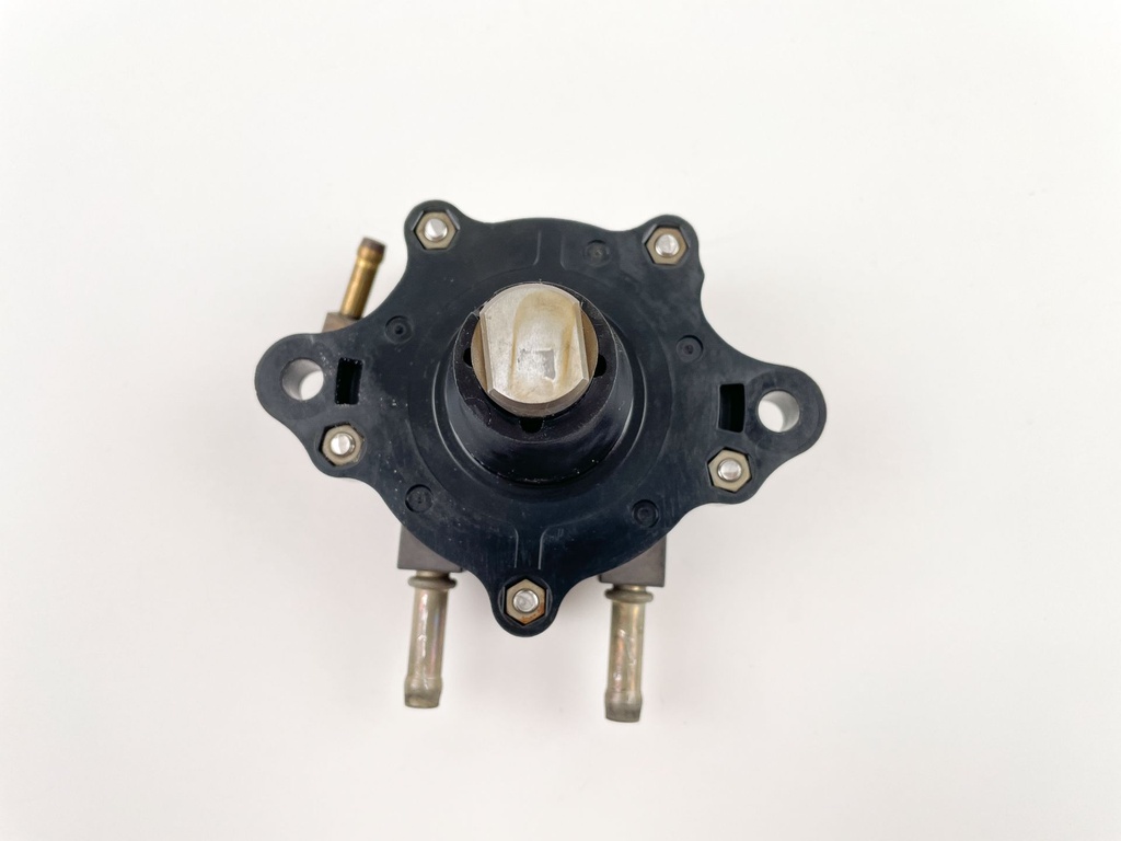 2003 Honda 200 HP 4 Stroke Outboard Fuel Pump 16700-ZY3-A01 OEM