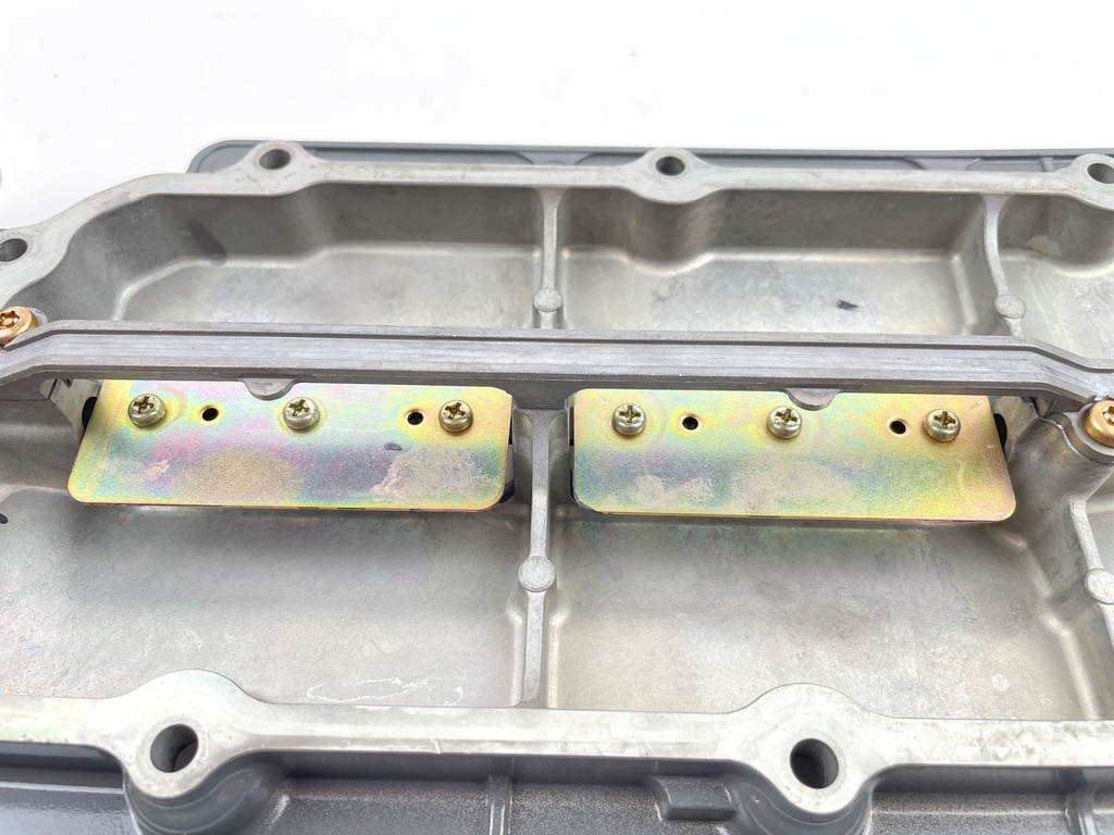 2003 Honda 200 HP 4 Stroke Outboard Intake Cover 17130-ZY3-003ZA OEM